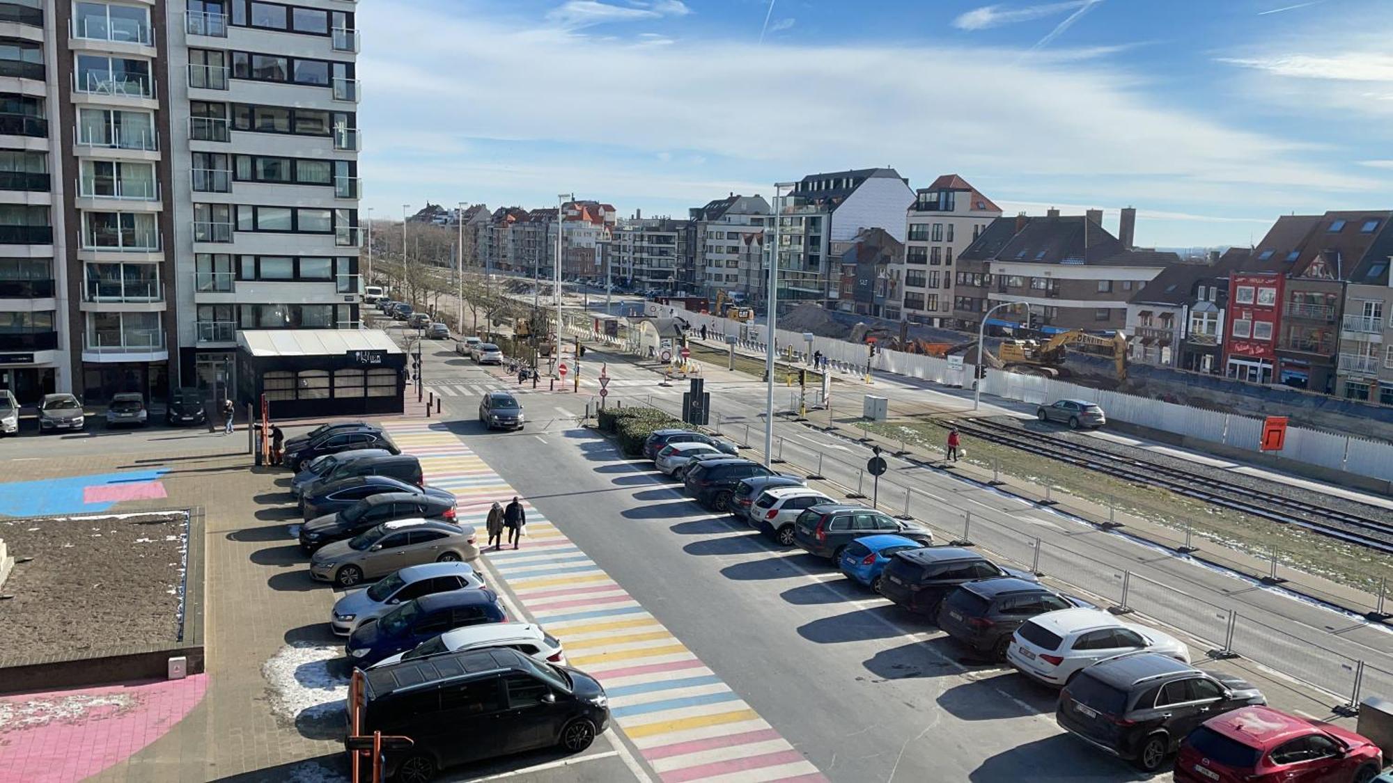 Studio Met Zeezicht Op Heldenplein Knokke-Le-Zoute Extérieur photo