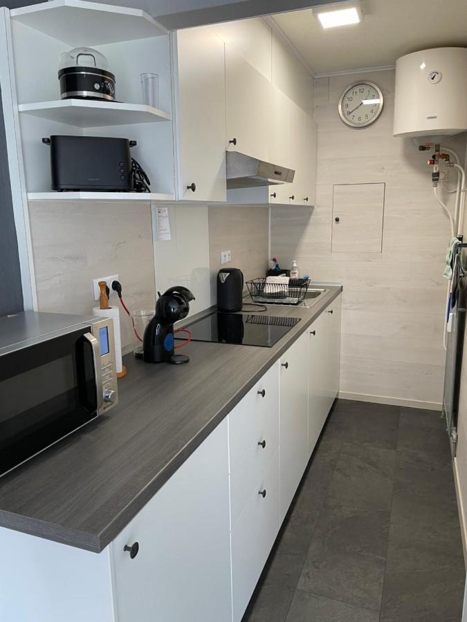 Studio Met Zeezicht Op Heldenplein Knokke-Le-Zoute Extérieur photo